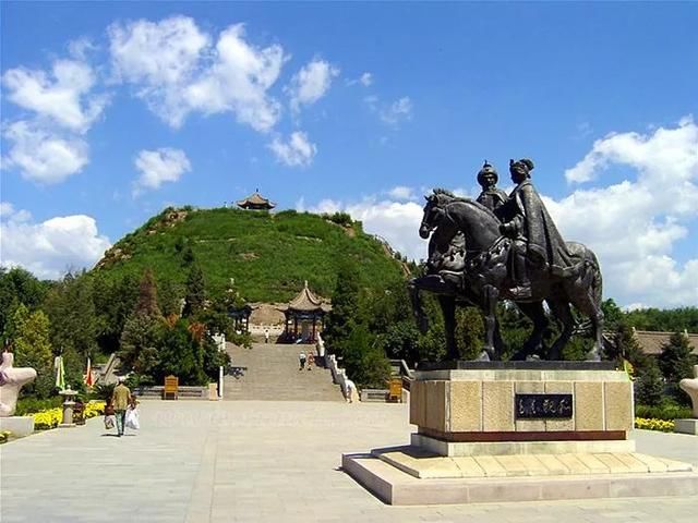 这世界许你一双脚,就请走出自己的精彩!