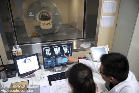 拍X光和CT的辐射,对人体伤害到底有多大?影像