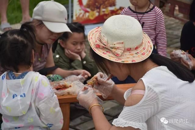 龙虾红了，庐江火了！放马滩的龙虾，味道真的好极了！