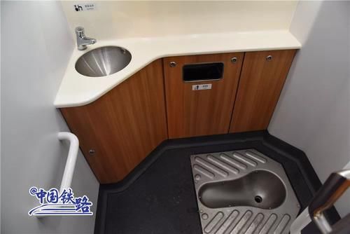 张家口高铁内部