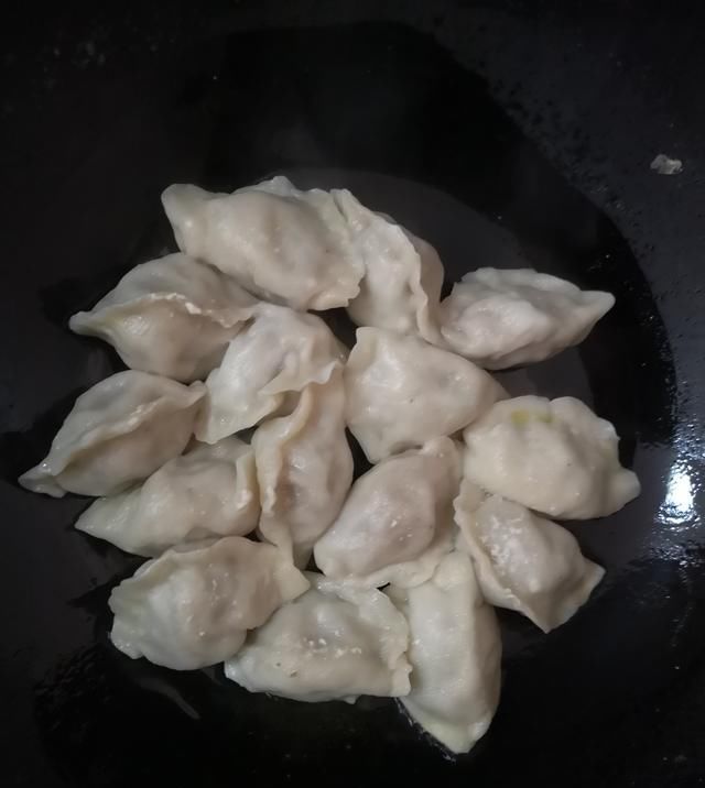 吃水饺好还是汤圆好