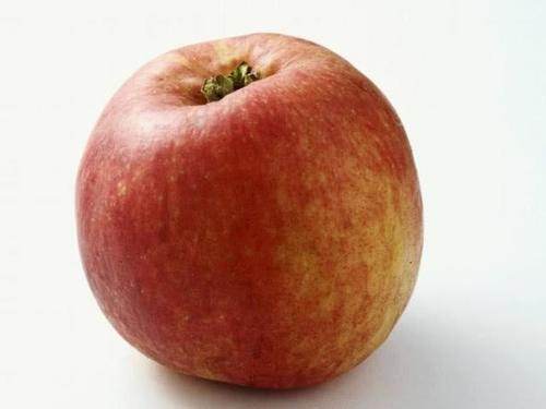 睡前吃苹果真会中毒吗?营养专家告诉你,什么时