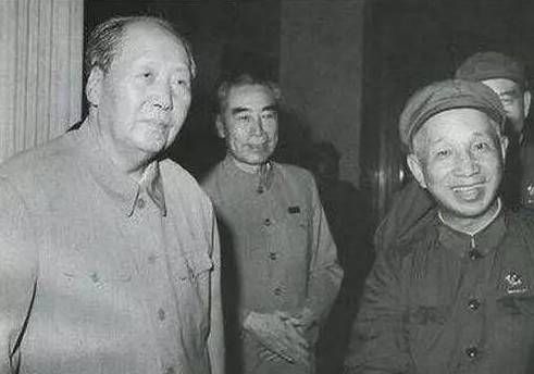 罗荣恒与粟裕一起辞帅,结果为何迥然不同?