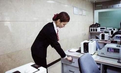 信用卡呆账是什么意思