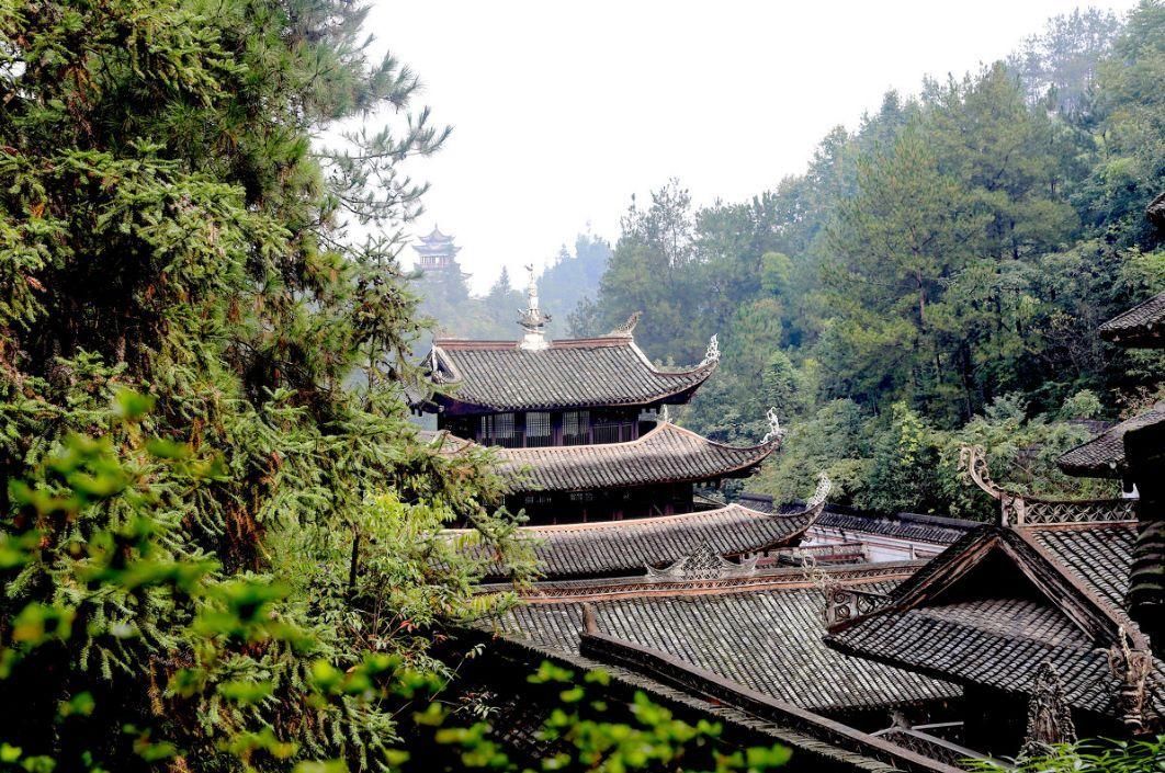 中国湖北居然隐藏了一个旷世仙境 让外国人都为它折服