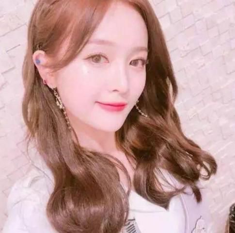 陈意涵镯子7万多、吴宣仪袜子就1千6,101女孩