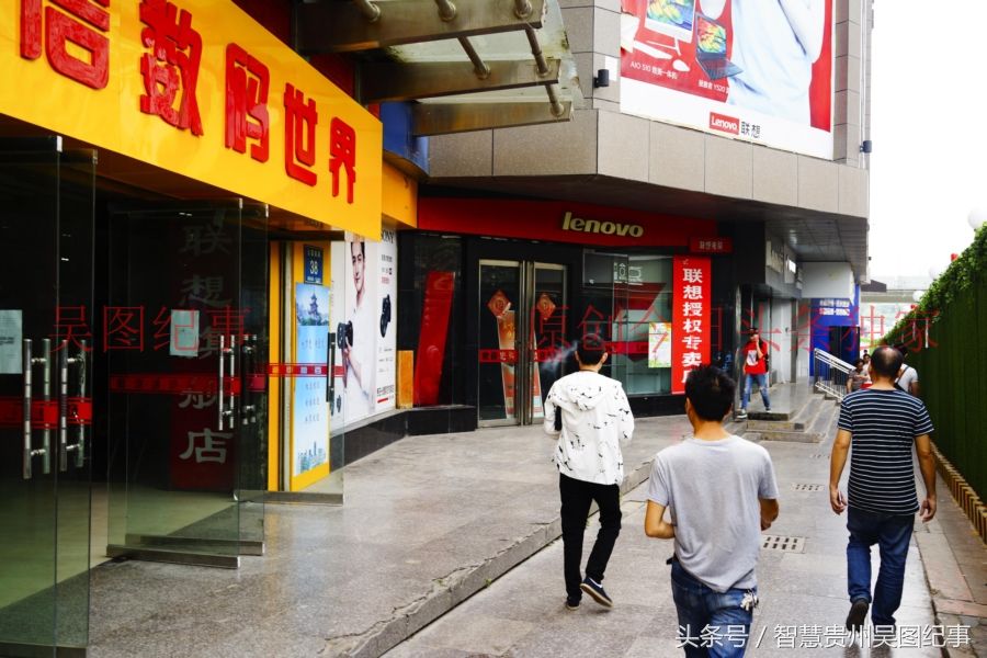 贵阳人民大道建设如火如荼,一条宽敞的大道在向人们走来