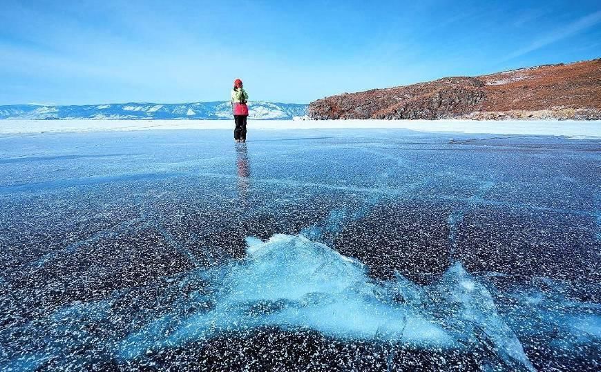 世界第一深湖:历史上曾属于中国，如今当地却嫌弃中国游客太多