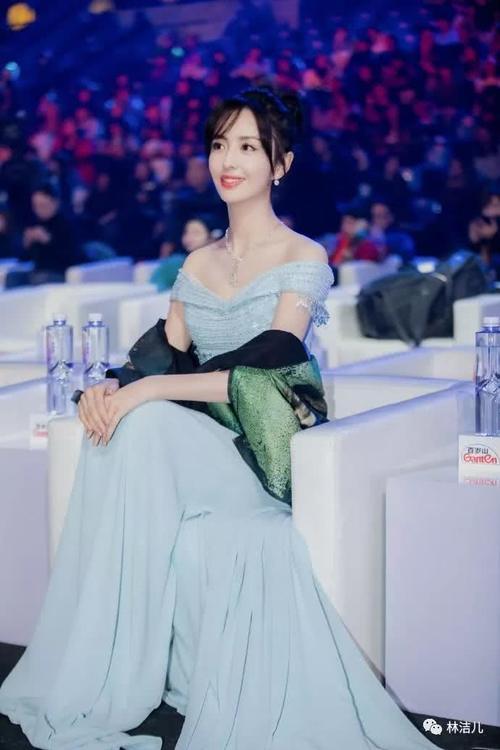 一胖毁所有?不存在,迪丽热巴佟丽娅胖了还更好