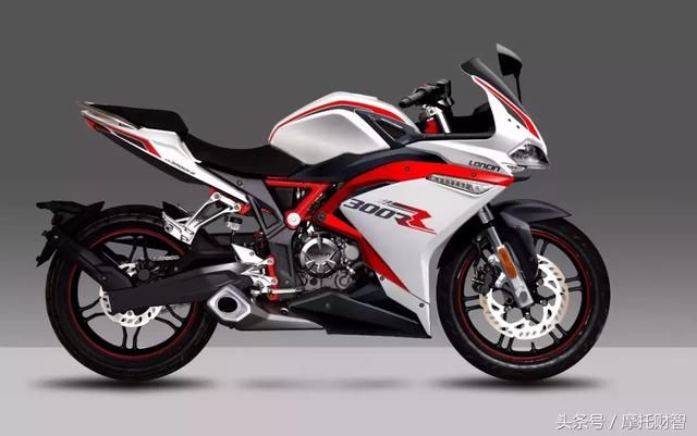 最新消息:隆鑫无极跑车版300RR仅比街车版贵