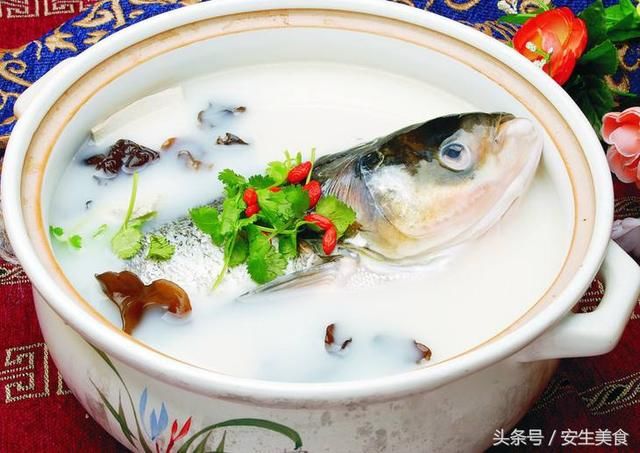 鱼头豆腐汤的家常做法,鱼头豆腐汤怎么做?