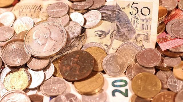 西班牙税务机关查找加密货币用户名称和银行账户