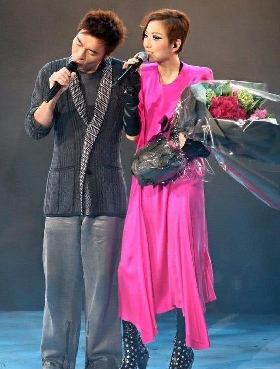 许志安情史被扒:曾与助理3年恋情告吹,分手费