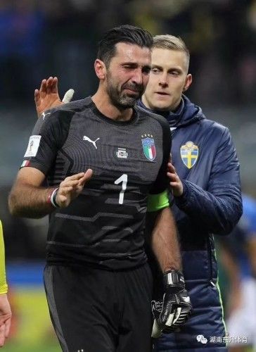 意大利无缘世界杯,老将挥泪告别国家队