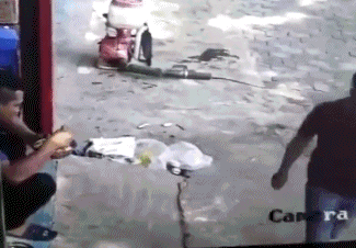 爆笑,恶搞,奇趣,萌娃,萌宠,雷人囧事,猎奇原创gif动态图,搞笑不停歇