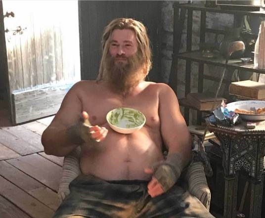 复联4雷神的胖是怎样实现的?原来是穿上了特