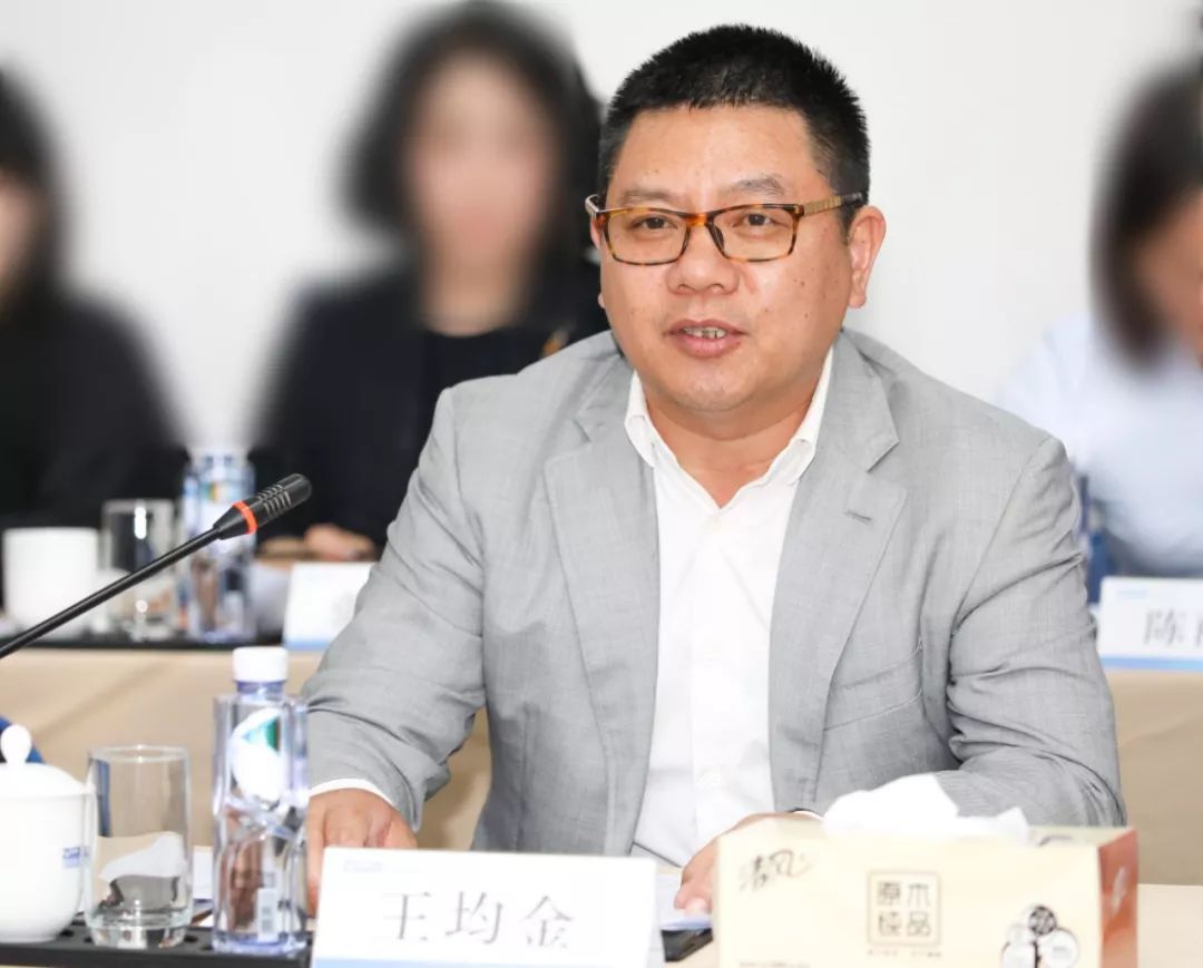 上海市浙江商会会长,均瑶集团董事长 王均金