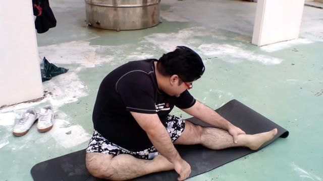 日本励志小哥11个月减重70kg,减肥过程堪比整容,颜值神似彭于晏
