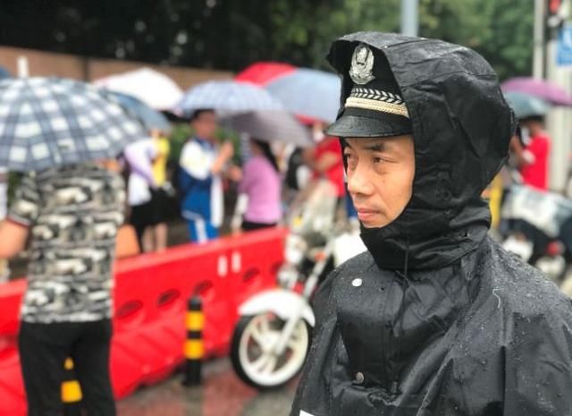 暴雨来袭，白云多地水浸，他们冲在第一线