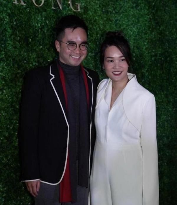 同框两大旧情敌,这场豪门阔太的暗战很带感啊