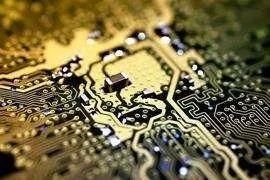 芯闻动态|国内首条柔性屏生产线投产,屏幕可弯