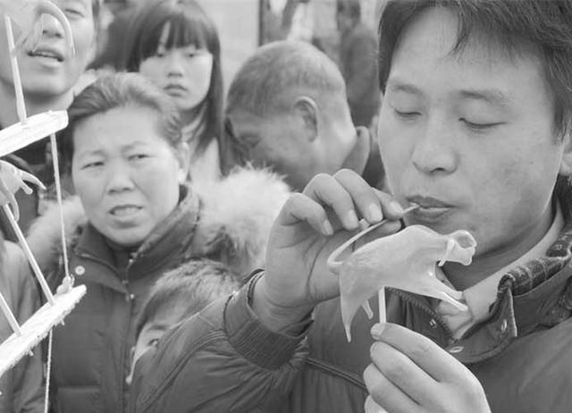 越来越近的年，渐行渐远的味！