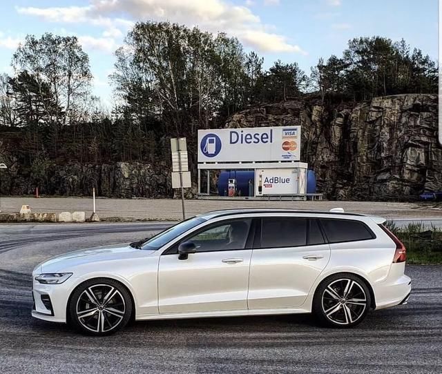 我们一代又一代