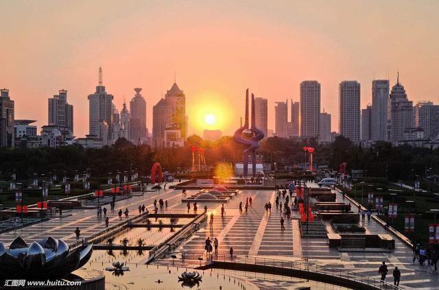 山东各市排名:临沂市常住人口最多面积最大,青