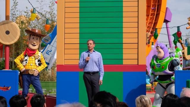 上海迪士尼新园区正式开园