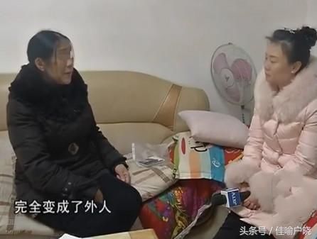 患病母亲临终前将房子过户给了哥哥，女儿：我照顾了您十七年啊！