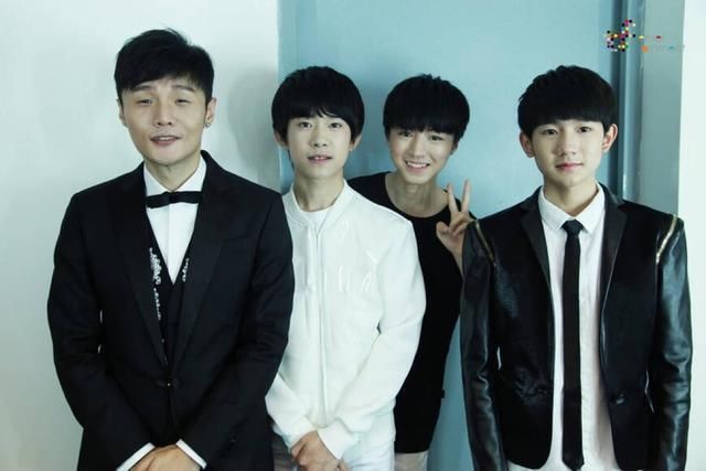 李荣浩和王俊凯的关系