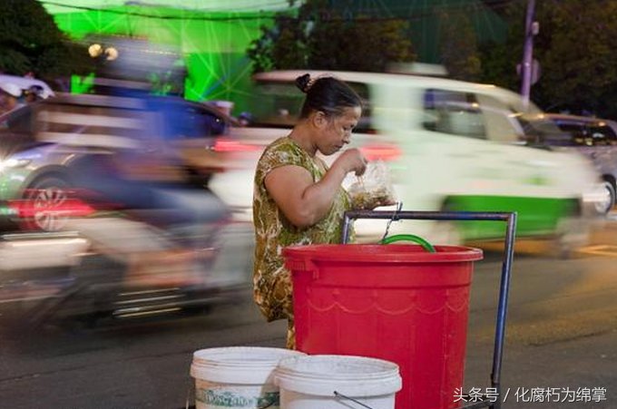 这个处处“模仿”中国的小邻国，如今，想成为“另一只亚洲小虎”