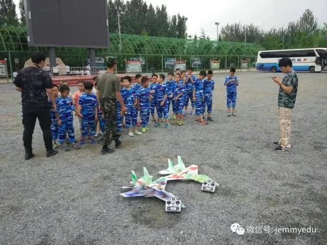 别小看航模培训的意义