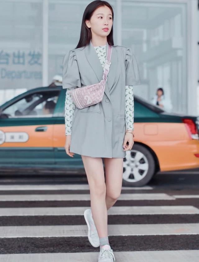 t01daab895cde1c697d.jpg