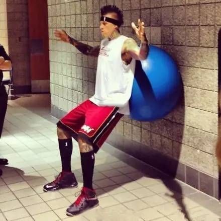 90%的人跑步都白跑了!跑步的正确姿势和膝盖