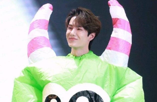 肖战担心王一博