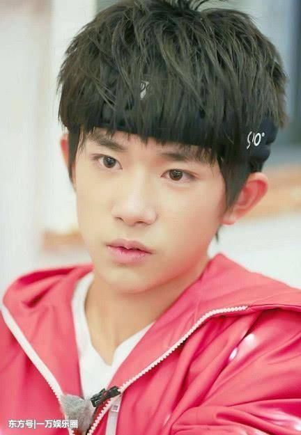 易烊千玺发型大盘点,第二种让人无力吐槽,古装