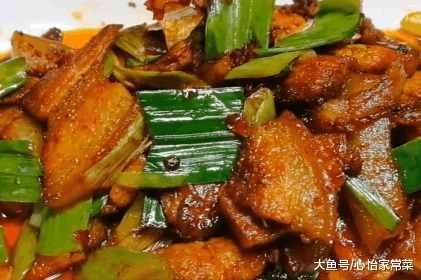 回锅肉好不好吃，关键在下锅焯水时放些什么香料