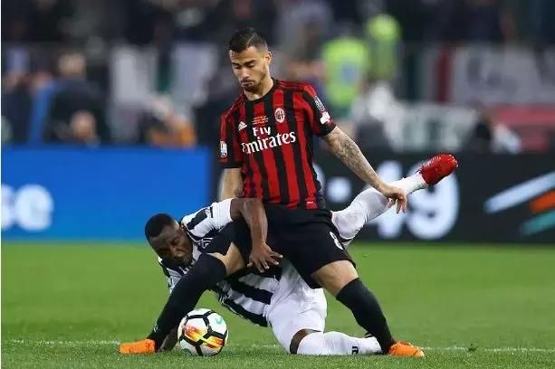 签不下利昂贝利签苏索,罗马与球员经纪人会面