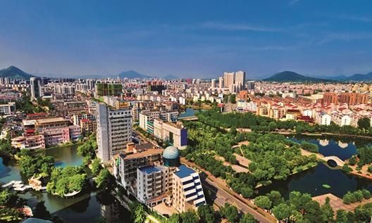 安徽最委屈的县级市，12年的地级市说撤就撤，现有可能变成一个区