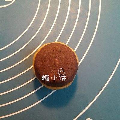 斑纹豆沙莲蓉月饼