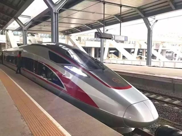 好消息!今日潍坊北站正式启用,济青高铁通车!附