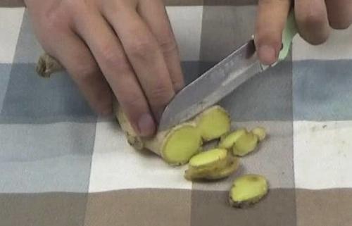 每天都在脱头发?老奶奶的秘方教给你,让你秀发