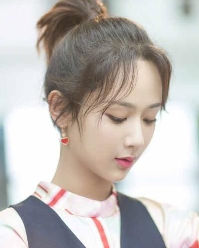 百科明星榜单：希林第9，杨紫稳居第2，第1名实至名归