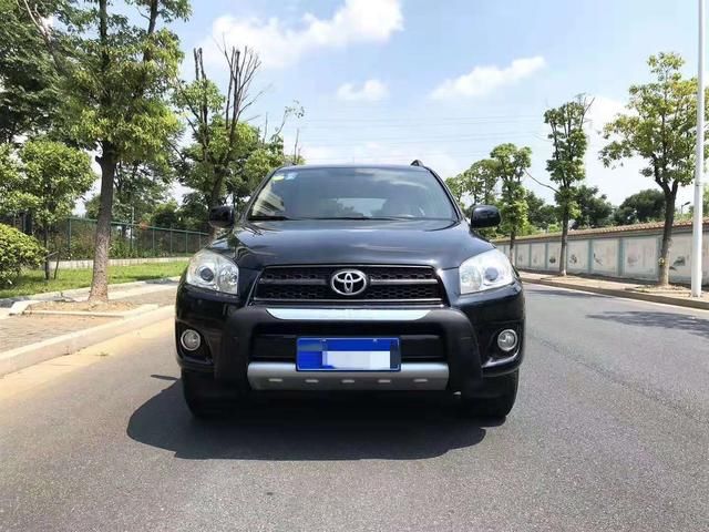 手握10万是应该买6年车龄的二手丰田RAV4?还是哈弗H6新车? 亿万先生AG