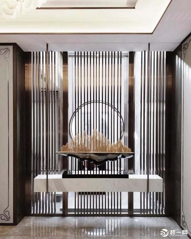 两室改三室隔断造型哪种好?中式木隔断造型就