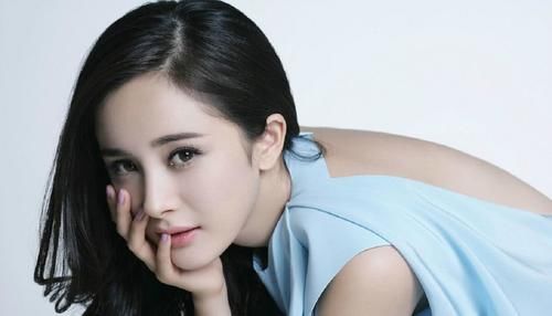 模范夫妇,刘恺威被问杨幂在家什么地位,回答让