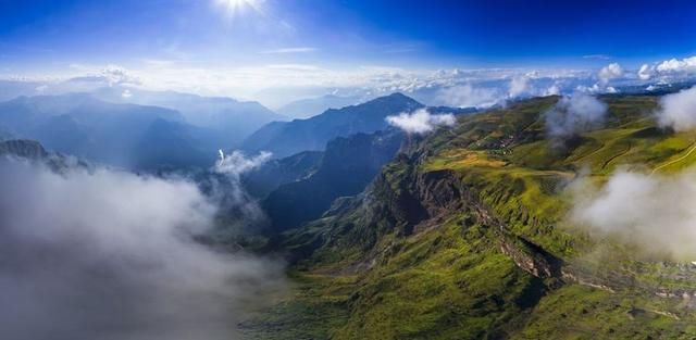 仙鹤居住的地方，昭通大山包，镶嵌在云海里的秘境！