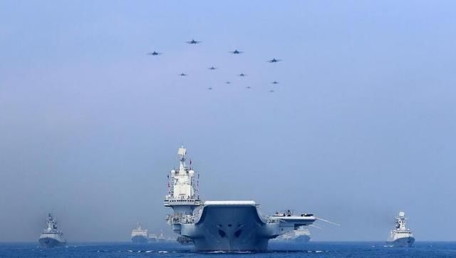 福特号尴尬了!003核动力航母排水量超11万吨