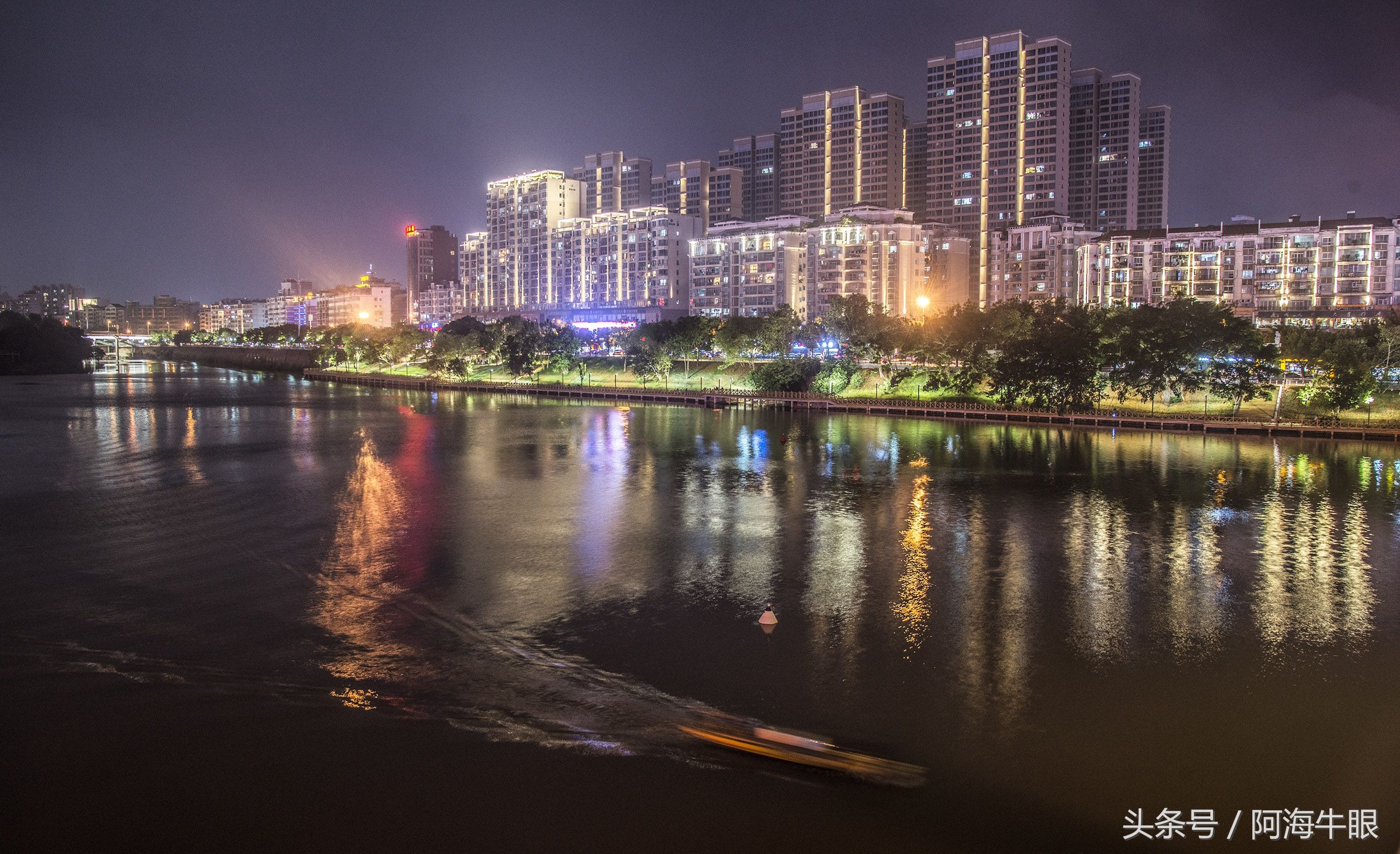 格外赣州，这座城市的夜让网友错以为是香港